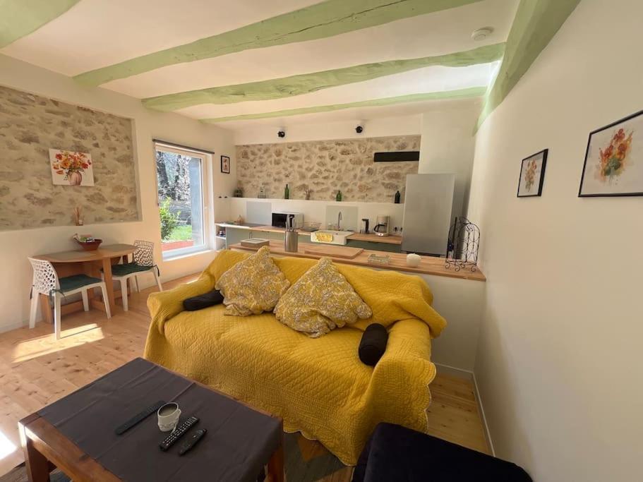 La Bastide Aux Iris - Les Capucines Villecroze Exterior foto